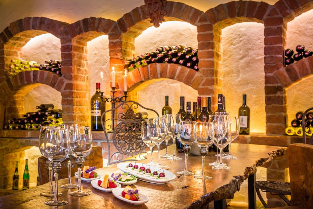 Weinkeller Golden Hill