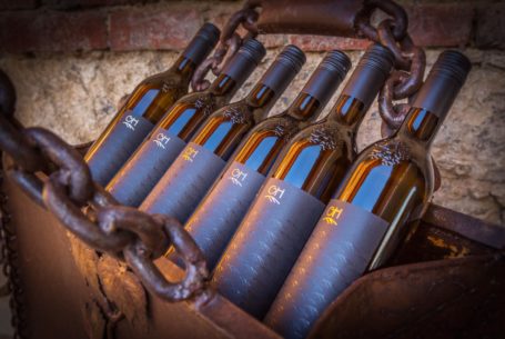 Weinkeller Golden Hill