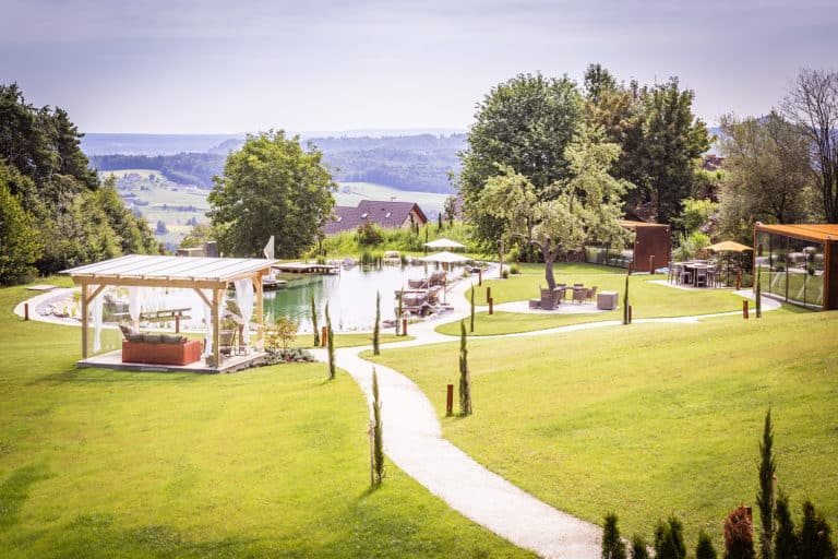 Chalets und Naturschwimmteich, St. Nikolai