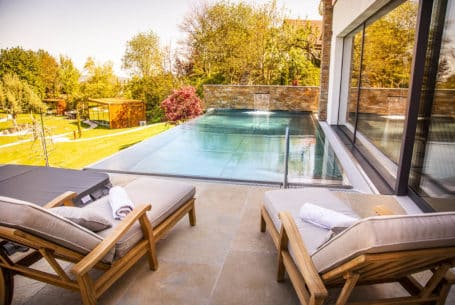 Chalet Steppenfuchs mit Infinity Pool