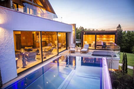 Premium Chalet Steppenfuchs mit Infinity Pool und exklusivem Außenbereich