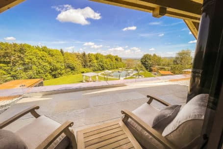 Chalet Steppenfuchs mit Blick auf Naturschwimmteich