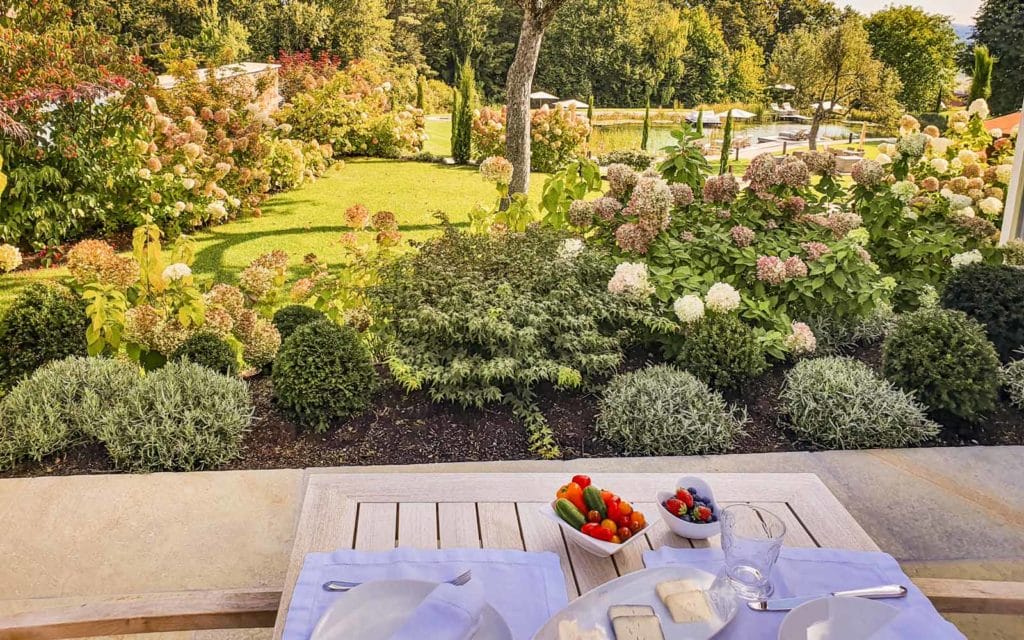 Frühstück auf der Terrasse – Chalet Polarfuchs