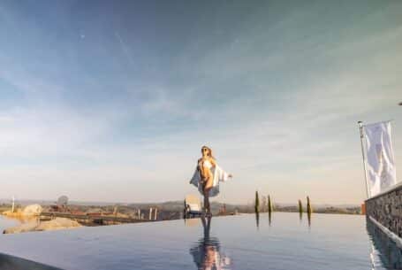Gefühl der Freiheit am Infinity Pool