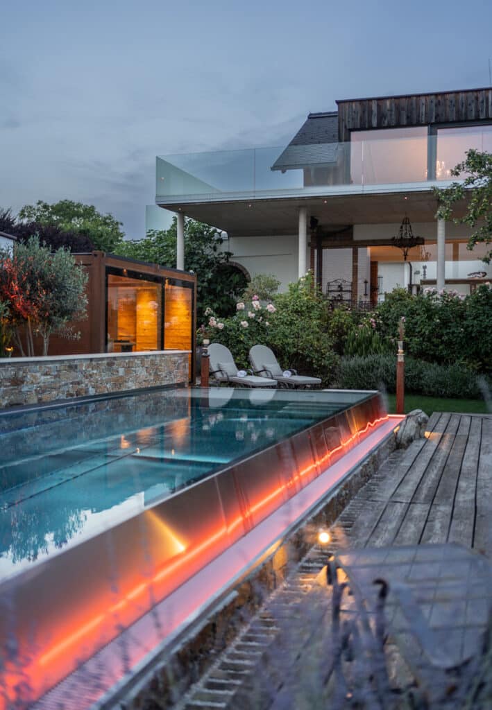 Luxus Ferienhaus Südsteiermark – Loft mit Pool und Schwimmteich