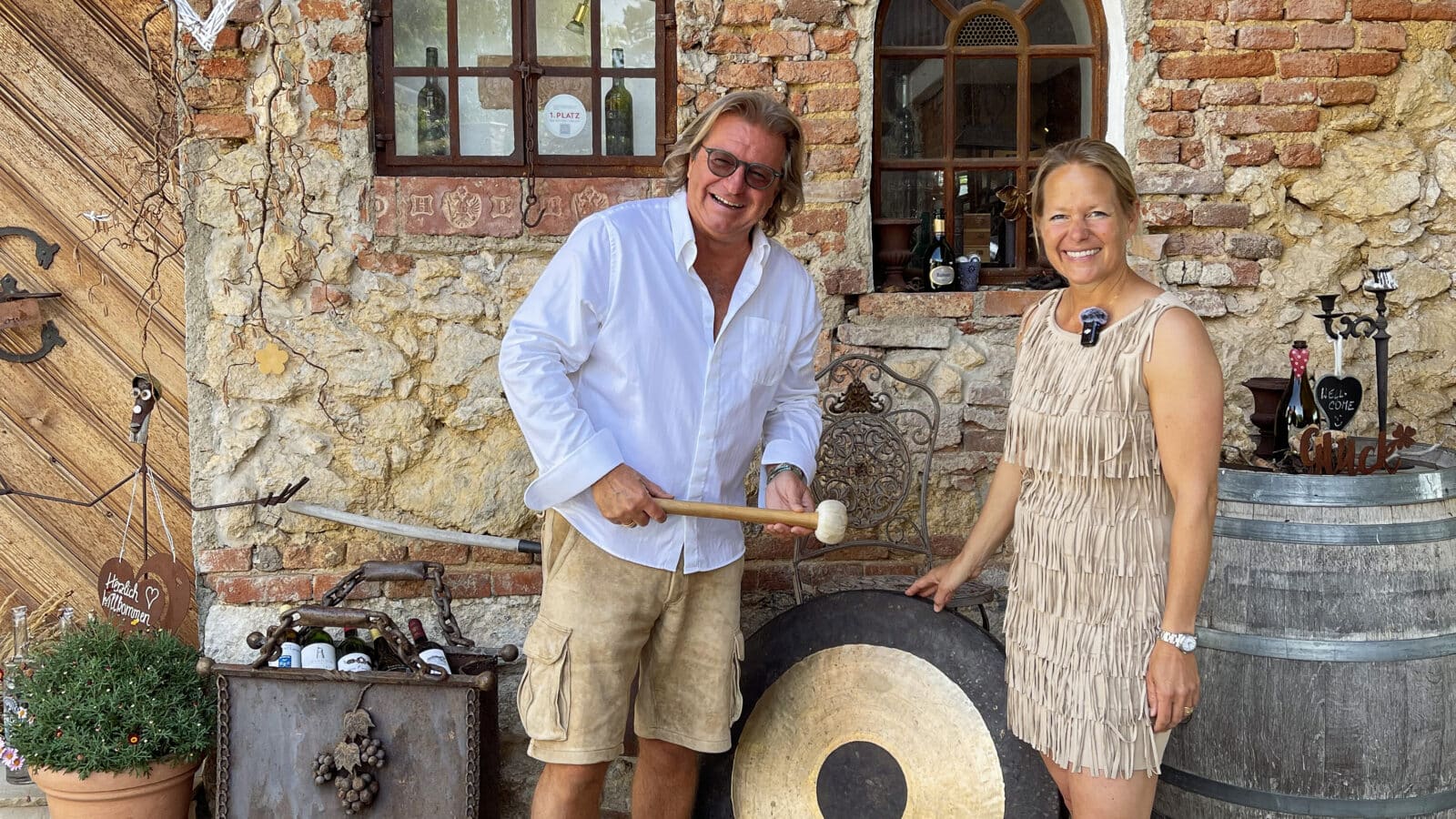 Barabra und Andreas heißen Sie herzlich Willkommen.